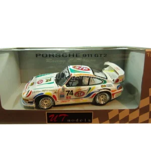 UT Models scala 1:18 articolo 39630 Porsche 911 GT2 - Stuck